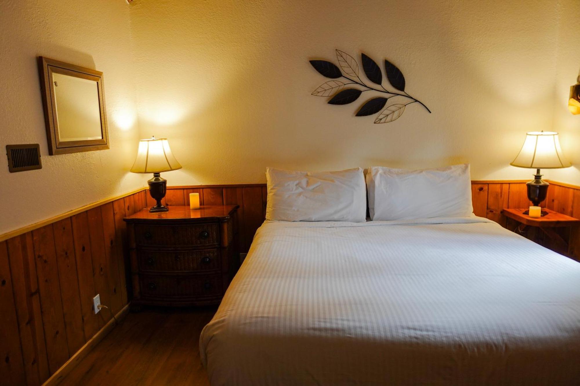 Sleepy Hollow Cabins And Hotel Crestline Esterno foto
