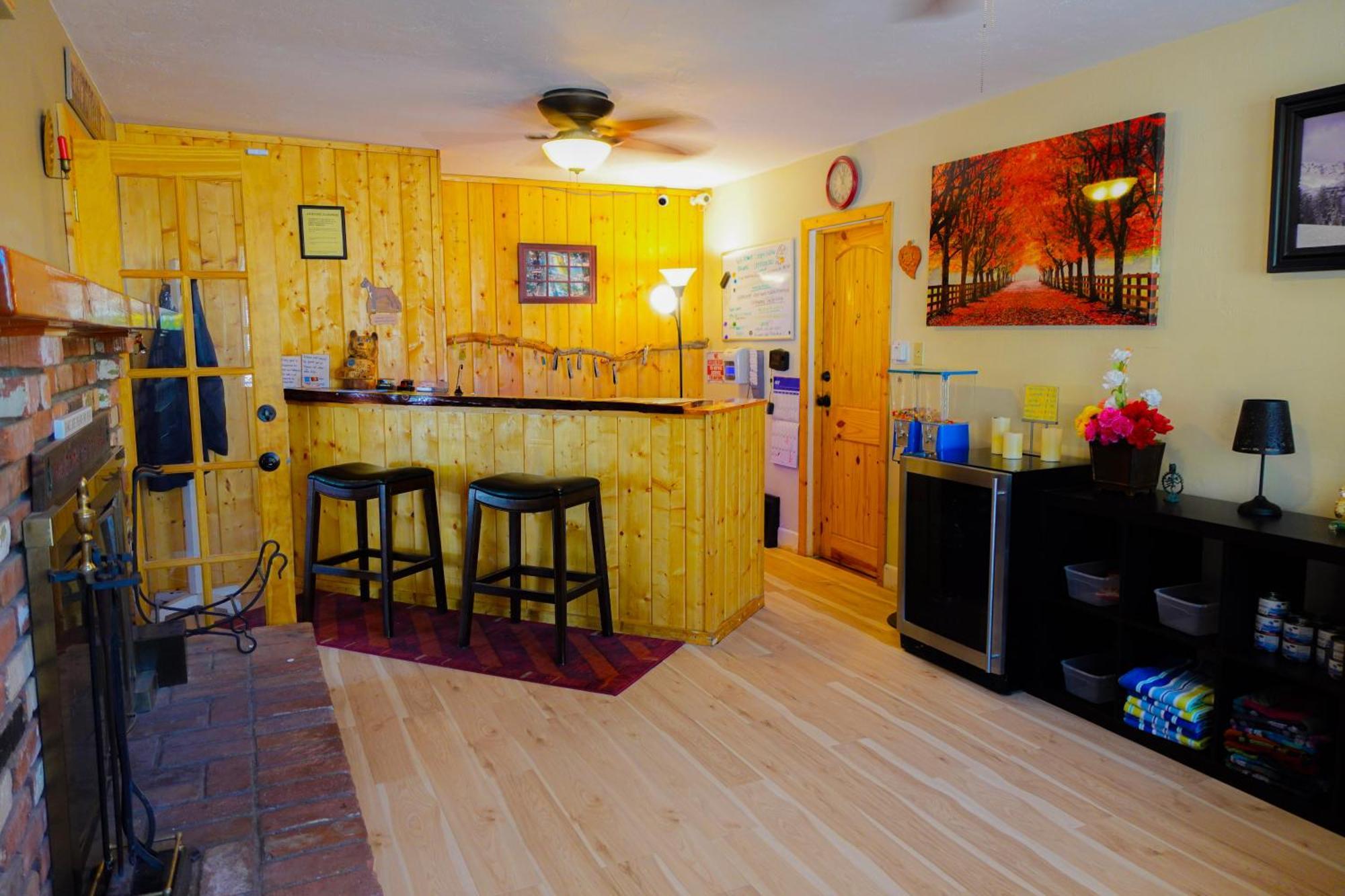 Sleepy Hollow Cabins And Hotel Crestline Esterno foto